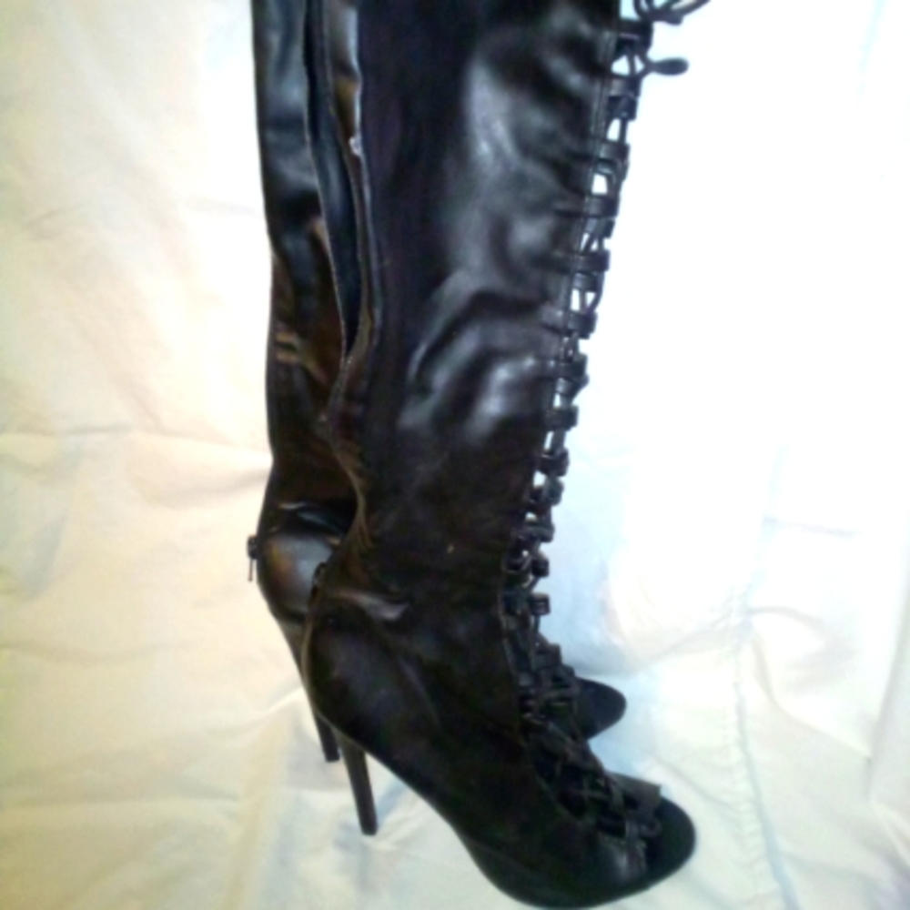 Black lace up women's boot heels